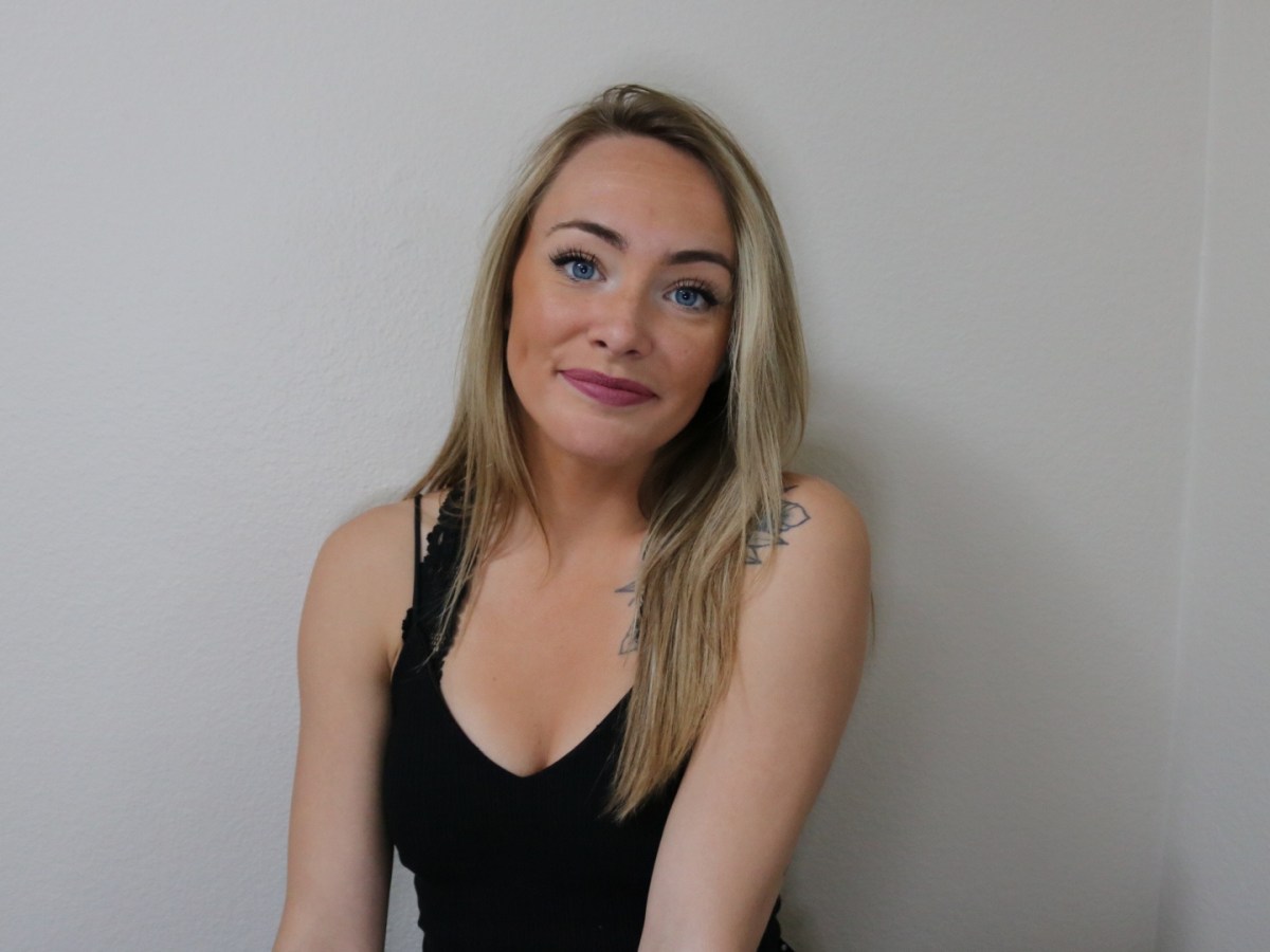 Fake Lashes & Press-On&nbsp;Nails